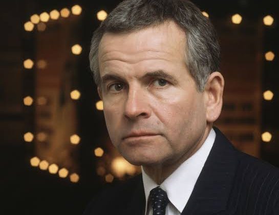 Ian Holm Kimdir Hayatı