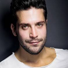 Cihat Süvarioğlu Hayatı