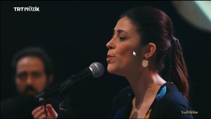 Özge Öz Erdoğan Kimdir?