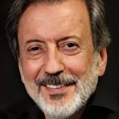 İsmet Üstekin Kimdir