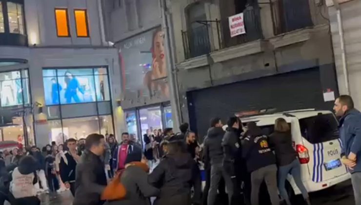 İstiklal’de eylem yapan öğrencilere gözaltı