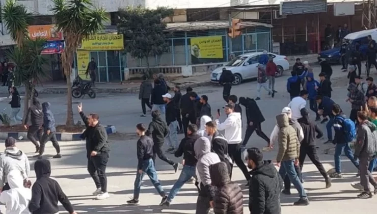 Suriye’de Mezhep Gerilimi Tırmanıyor: Lazkiye’de Sokağa Çıkma Yasağı İlan Edildi
