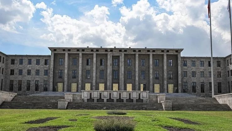 Meclis’teki taciz skandalında yeni perde… Genç kız, yaşadığı dehşeti anlattı