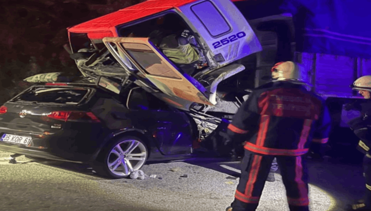 Otomobil ile TIR çarpıştı; 3 ölü, 1 yaralı