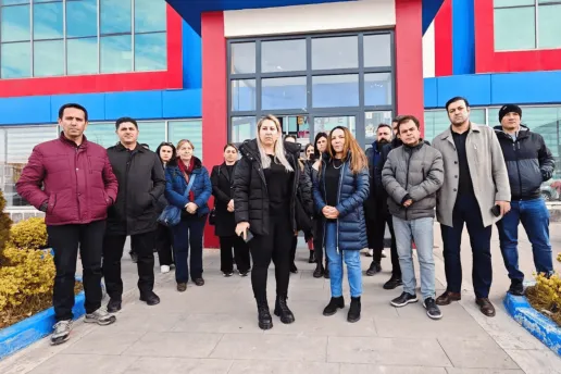 Van Düşünür Koleji’nde Aylardır maaş alamayan öğretmenler işsiz bırakıldı