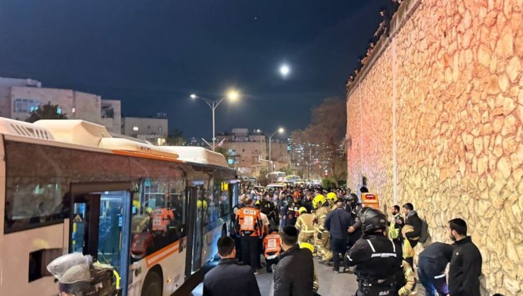 Kudüs’te Protestoya Otobüs Daldı: 14 Yaşındaki Çocuk Hayatını Kaybetti