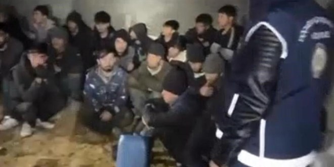 Diyarbakır merkezli 5 ilde göçmen kaçakçılığı operasyonu: 22 şüpheli tutuklandı