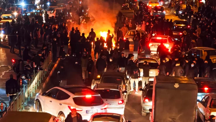 HRANA: İran’daki Protestolarda 7 Bin Kişi Hayatını Kaybetti