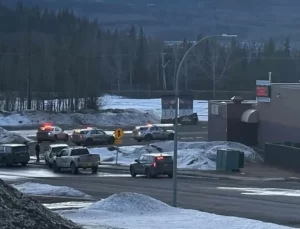 Kanada’da liseye silahlı saldırı! En az 10 kişi hayatını kaybetti, 25 kişi yaralandı