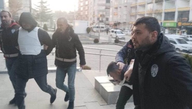 Komşusunu öldürüp 6 parçaya ayıran şüpheli adliyede
