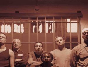 Oz Dizisi: Hapishane Sistemine Eleştirel Bir Bakış