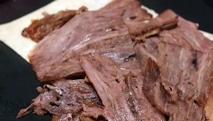 Zincir marketlerde “Kampanyalı” satılan dönerden at ve eşek eti çıktı