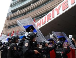 CHP Genel Merkezi’nde yaşananlar dünya basınında